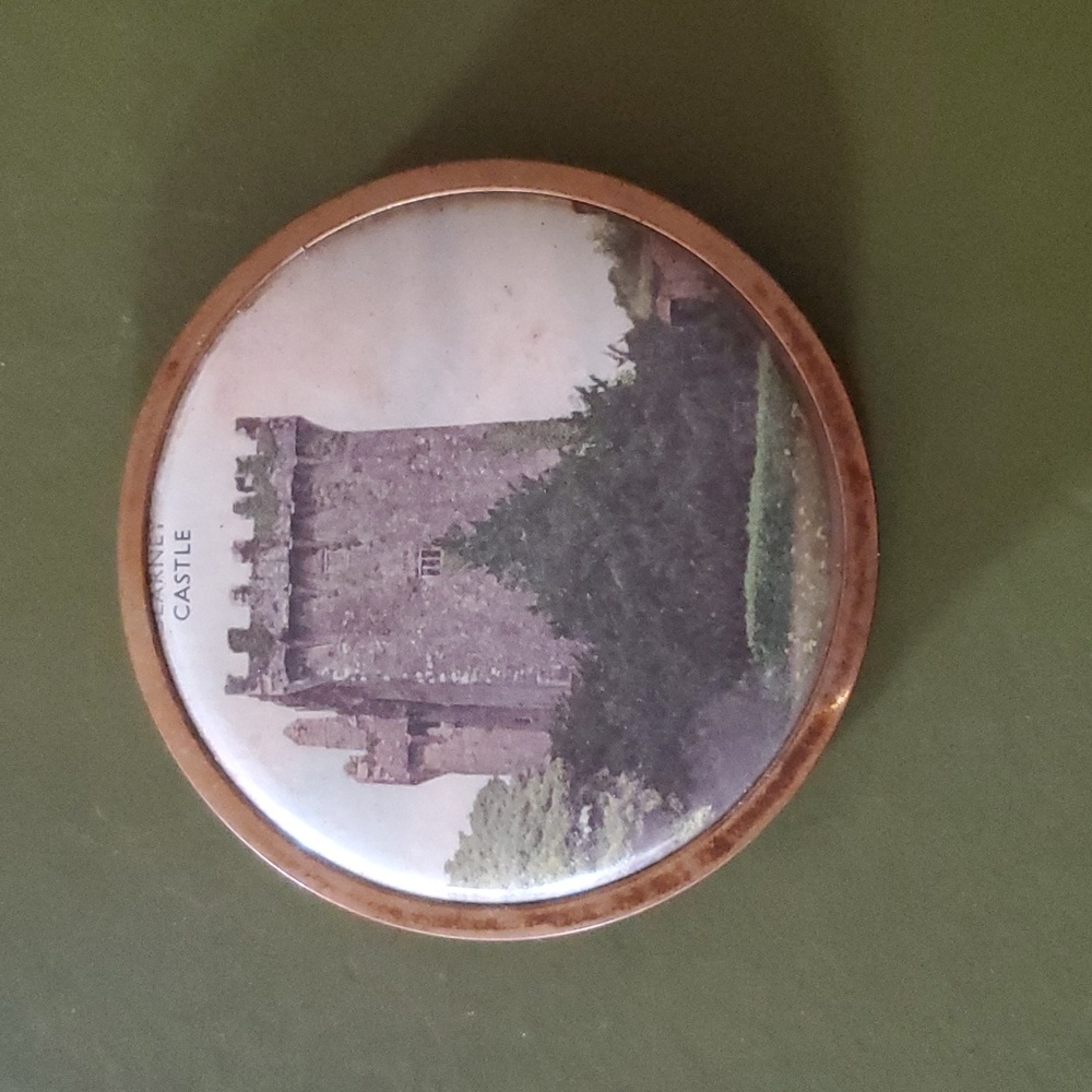 Vintage Compact